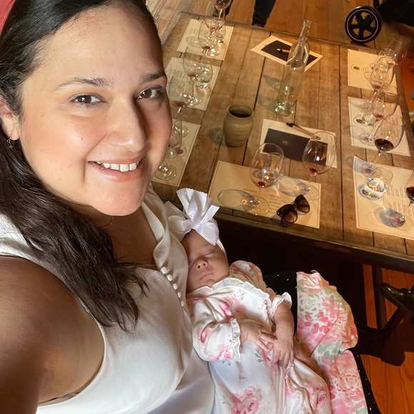 Meet your Posher, Lizeth - Picture 1 of 1